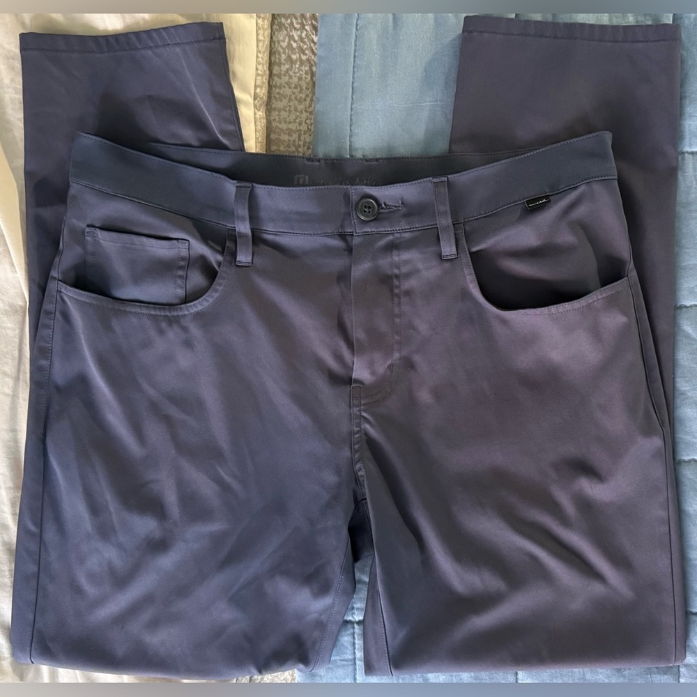 TravisMathew Men’s Performance Pants – Size 34x28– Navy Blue